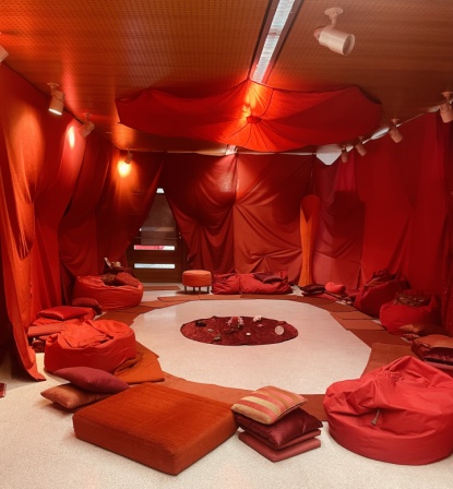 La tenda rossa